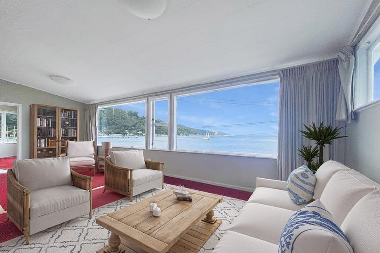 Photo of property in 609 Marine Drive, Days Bay, Lower Hutt, 5013