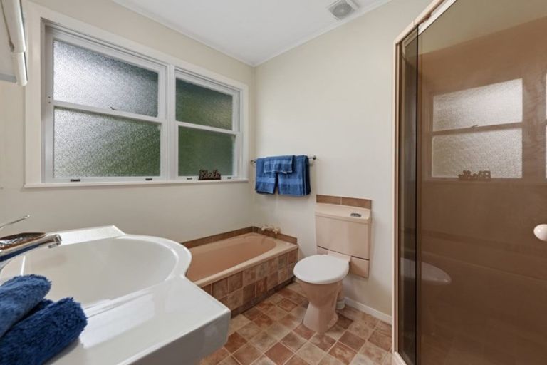 Photo of property in 8 Maire Street, Eastbourne, Lower Hutt, 5013