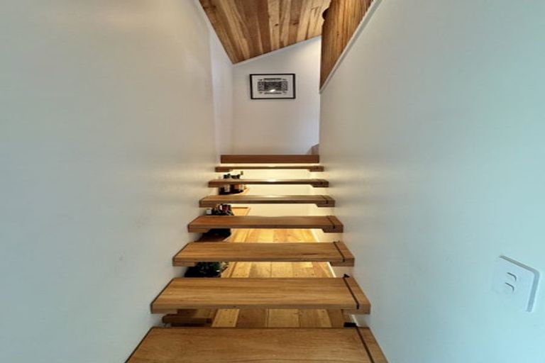 Photo of property in 977 Makara Road, Makara Beach, Karori, 6972