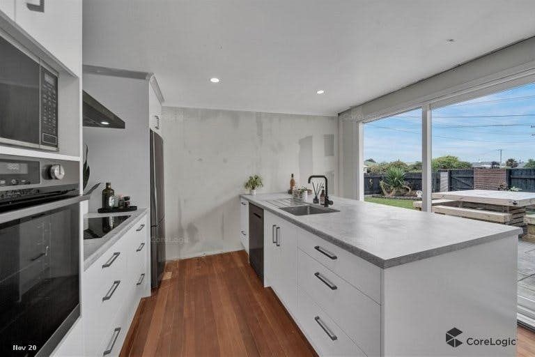 Photo of property in 24 Disraeli Street, Hawera, 4610