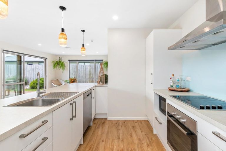 Photo of property in 44 Risinghurst Terrace, Lower Shotover, Queenstown, 9304