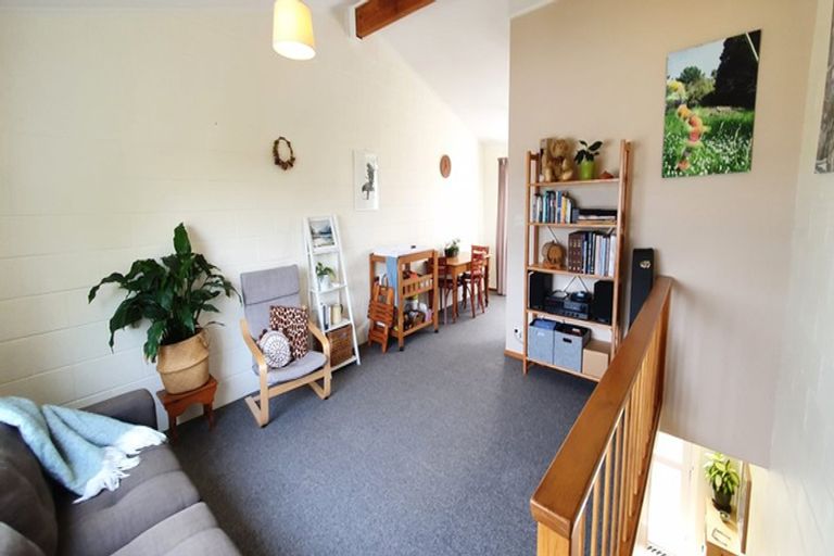 Photo of property in 2/50 Buckley Road, Southgate, Wellington, 6023