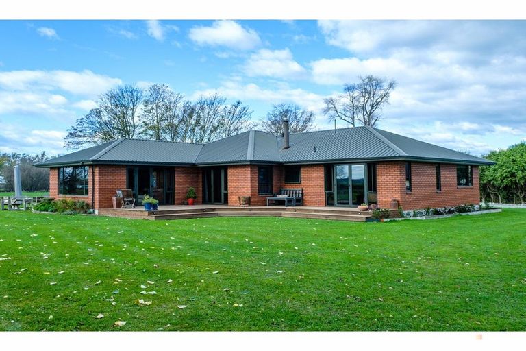 Photo of property in 51 Tancred Street, Geraldine, 7930