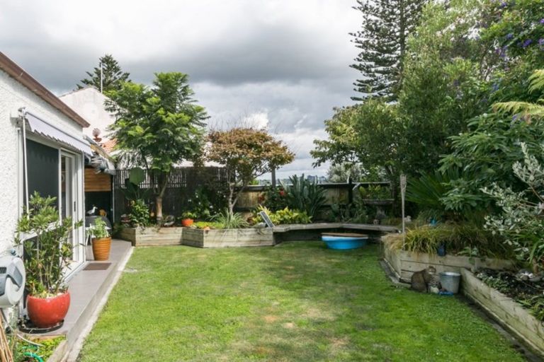 Photo of property in 4/184 Charles Street, Westshore, Napier, 4110