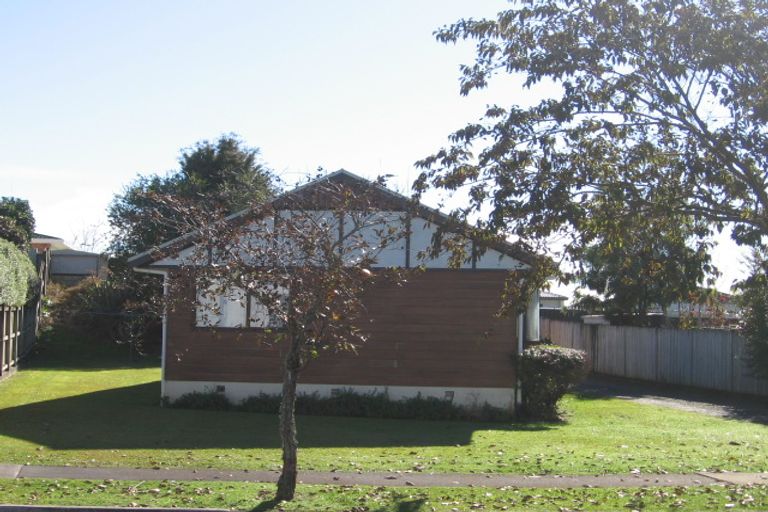 Photo of property in 8 Carew Street, Nawton, Hamilton, 3200