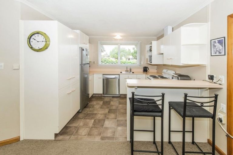 Photo of property in 28 Kimberley Road, Darfield, 7510