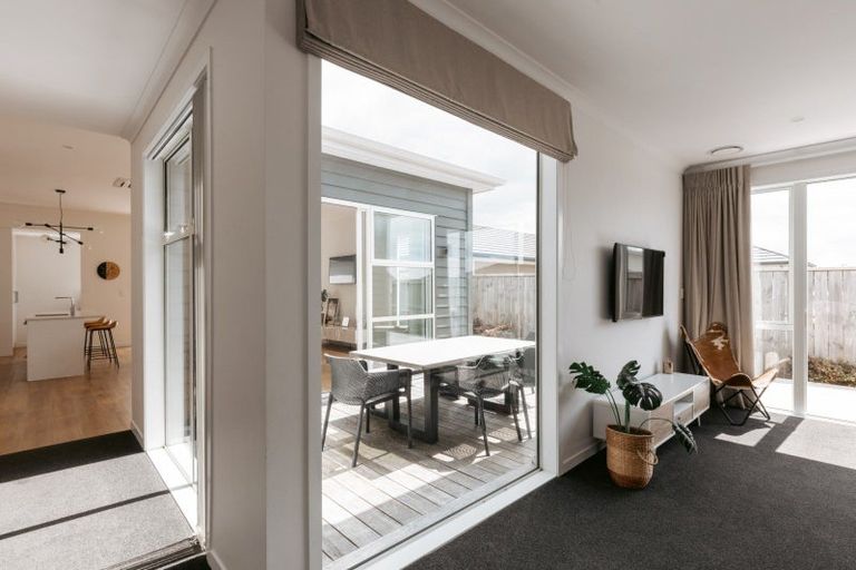 Photo of property in 24 Knightia Drive, Papamoa Beach, Papamoa, 3118