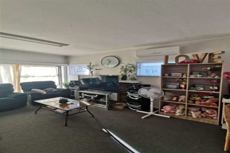 Photo of property in 132 Mount Wellington Highway, Mount Wellington, Auckland, 1060