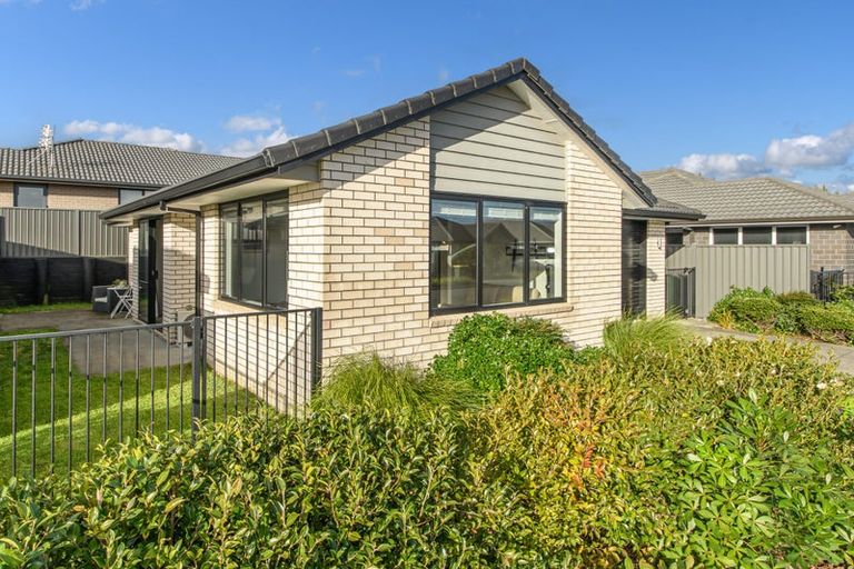 Photo of property in 48 Sentinel Avenue, Omokoroa, 3114