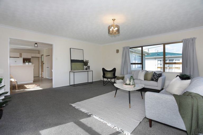 Photo of property in 19 Churchill Avenue, Feilding, 4702