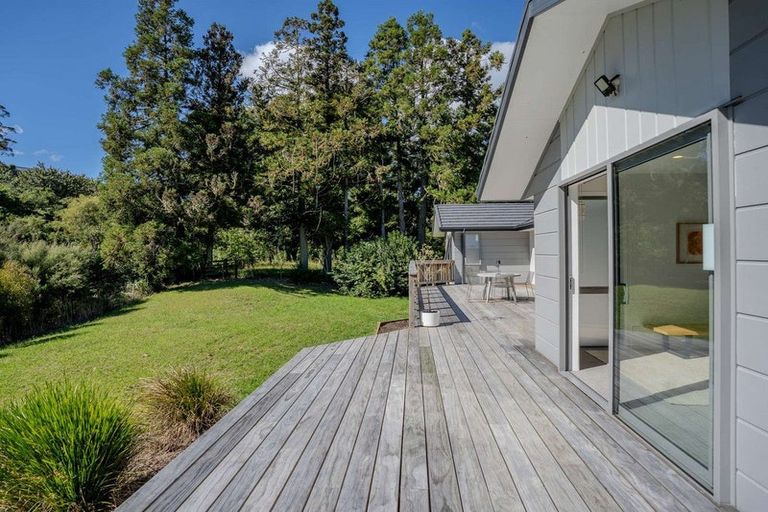 Photo of property in 11 Mandeno Drive, Kerikeri, 0230