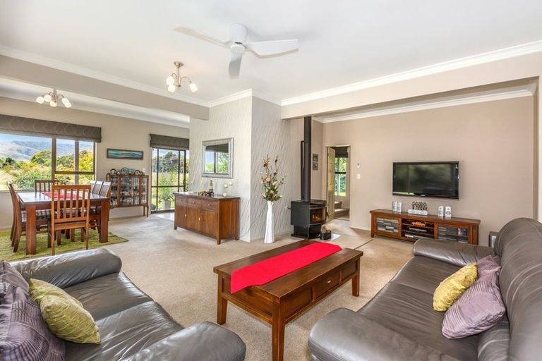 Photo of property in 335 Hautere Cross Road, Hautere, Otaki, 5582