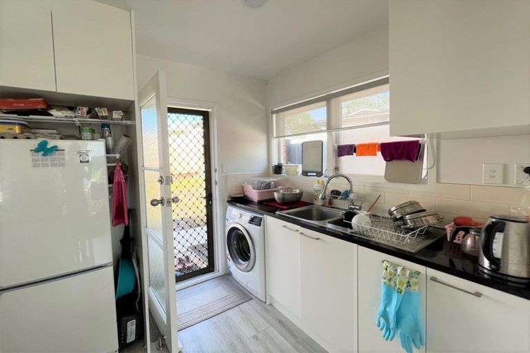 Photo of property in 21d Wells Road, Bucklands Beach, Auckland, 2012