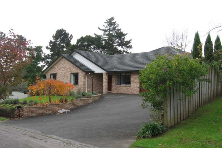 Photo of property in 29 Almond Grove, Greenhithe, Auckland, 0632