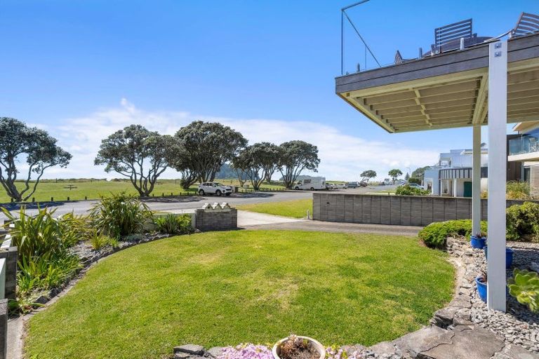 Photo of property in 209a Esplanade Drive, Whangamata, 3620