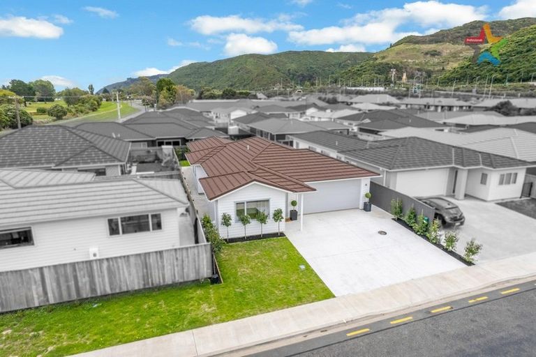 Photo of property in 7 Ford Road, Manor Park, Lower Hutt, 5019