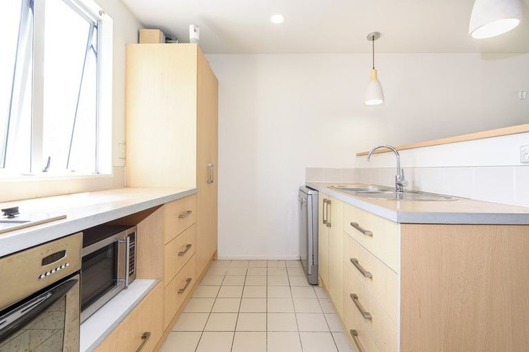 Photo of property in 435b West Coast Road, Glen Eden, Auckland, 0602