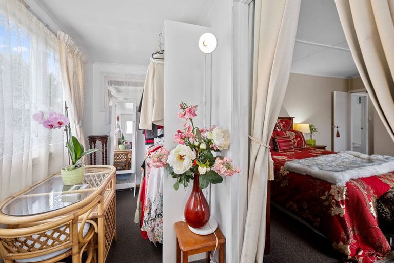 Photo of property in 214 Clayton Road, Mangakakahi, Rotorua, 3015