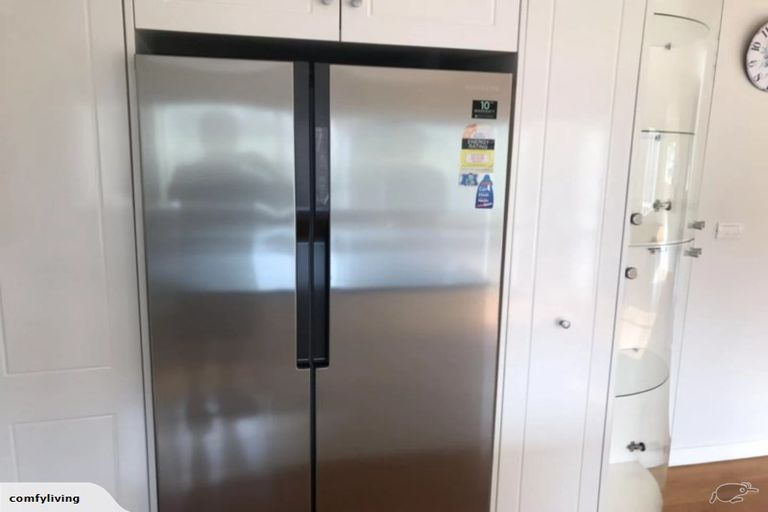 Photo of property in 4 Ballyboe Place, Pinehill, Auckland, 0632