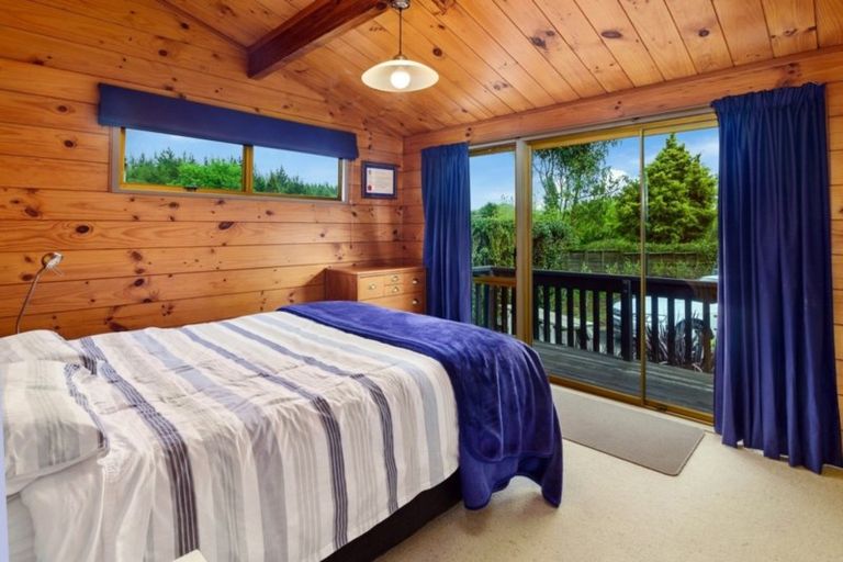 Photo of property in 16 Awatea Terrace, Lynmore, Rotorua, 3010