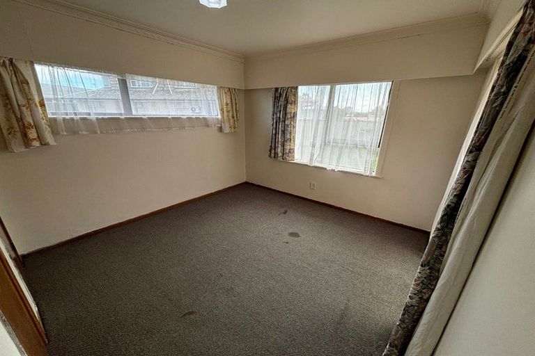 Photo of property in 3a Sutton Crescent, Papatoetoe, Auckland, 2025