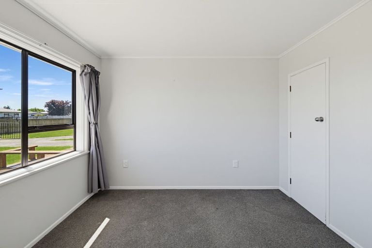 Photo of property in 17 Montgomery Street, Waipukurau, 4200