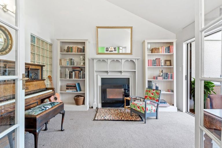 Photo of property in 3/6 Brown Street, Manly, Whangaparaoa, 0930