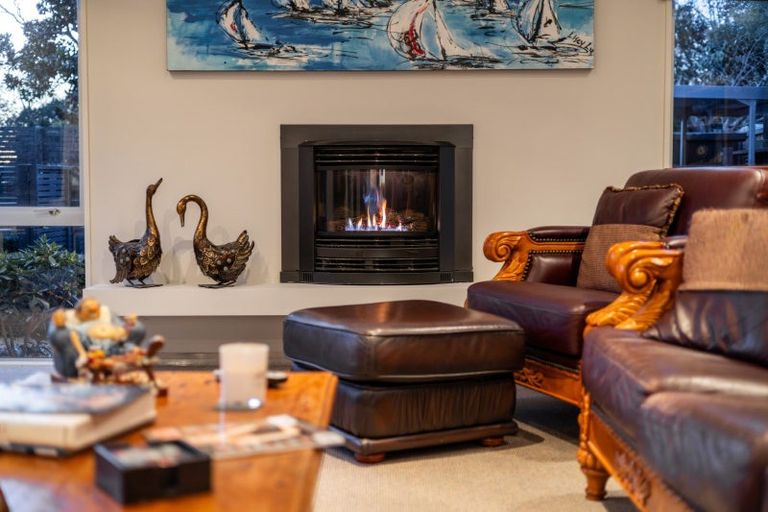 Photo of property in 142 North Parade, Richmond, Christchurch, 8013