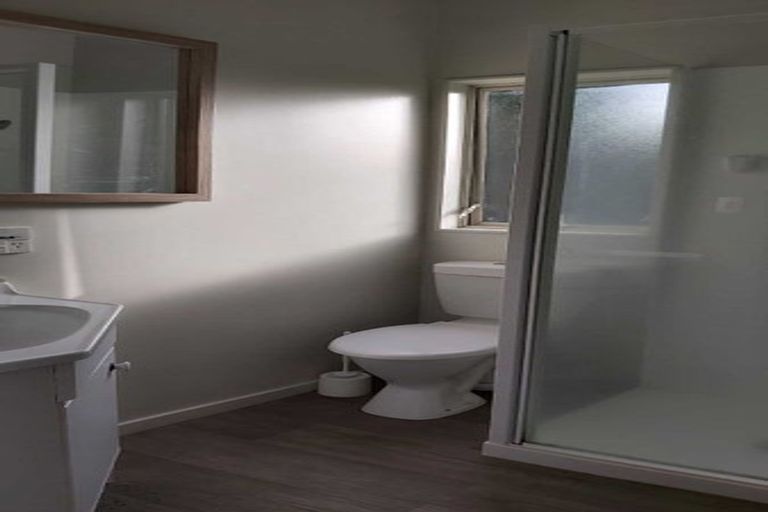 Photo of property in 95 Deep Creek Road, Waiake, Auckland, 0630