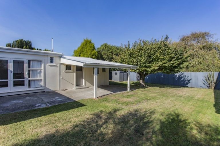 Photo of property in 73 Dunns Avenue, The Pines Beach, 7630