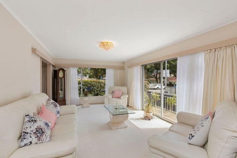 Photo of property in 22 Bloomfield Terrace, Hutt Central, Lower Hutt, 5010