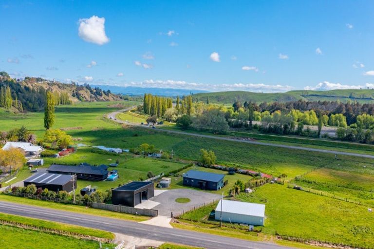 Photo of property in 50 Pukeora Scenic Road, Waipukurau, 4281