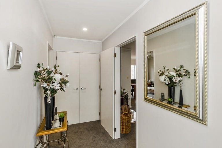 Photo of property in 13 Leicester Parade, Somerville, Auckland, 2014