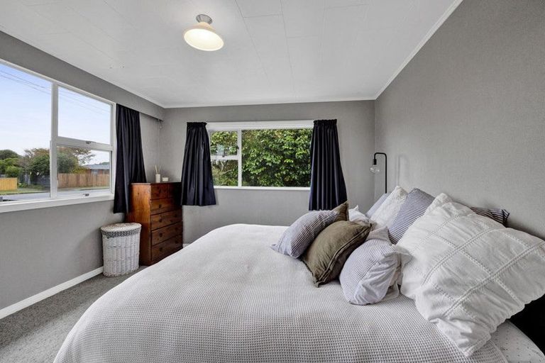 Photo of property in 28 Disraeli Street, Hawera, 4610