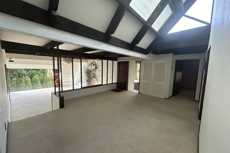 Photo of property in 454a Stokes Valley Road, Stokes Valley, Lower Hutt, 5019