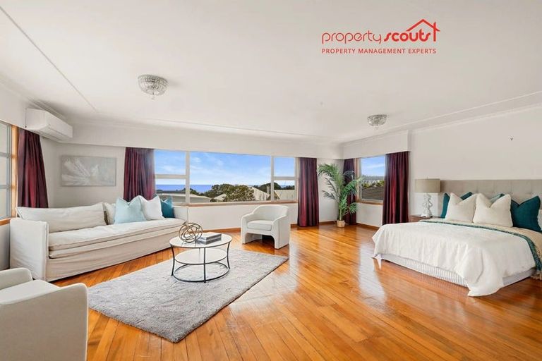 Photo of property in 14 Barrett Street, Westown, New Plymouth, 4310