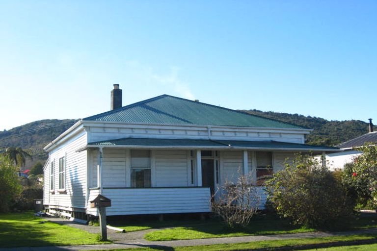 Photo of property in 31 Buccleugh Street, Greymouth, 7805