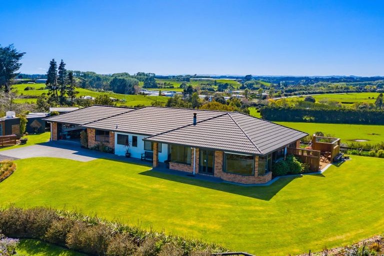 Photo of property in 347 Henwood Road, Hillsborough, New Plymouth, 4372