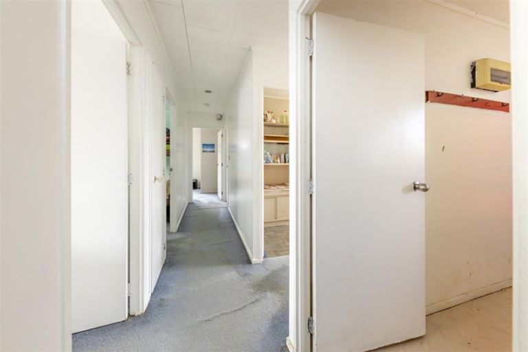 Photo of property in 8 Dosina Place, Flat Bush, Auckland, 2023