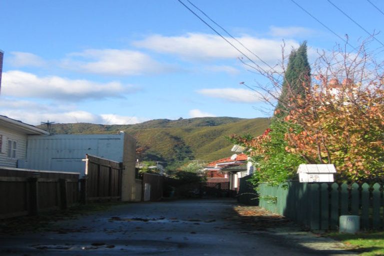 Photo of property in 2/25 Vincent Street, Waterloo, Lower Hutt, 5011