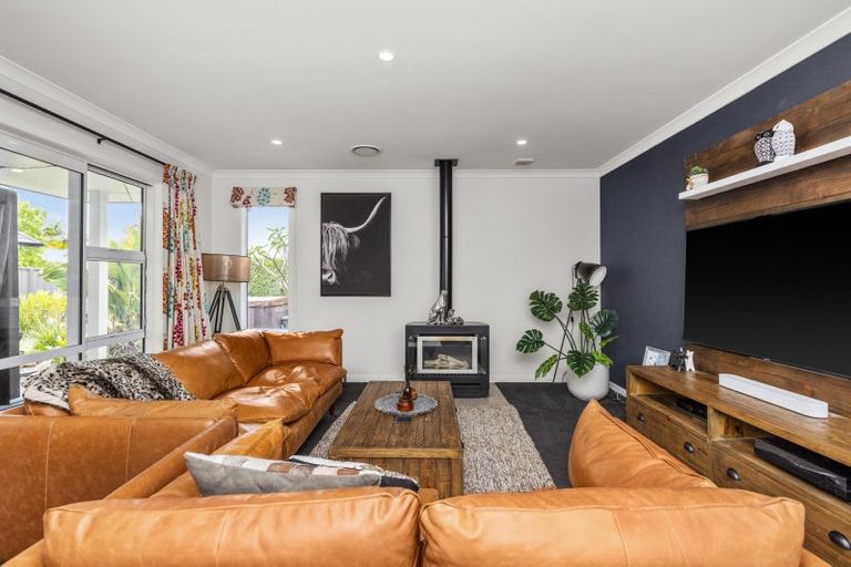 Photo of property in 24 Rakaia Way, Poraiti, Napier, 4112