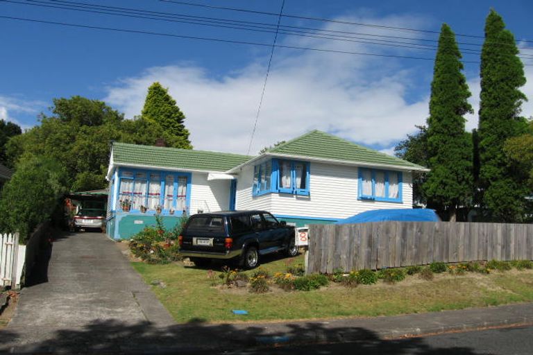 Photo of property in 8 Woolley Avenue, New Lynn, Auckland, 0600