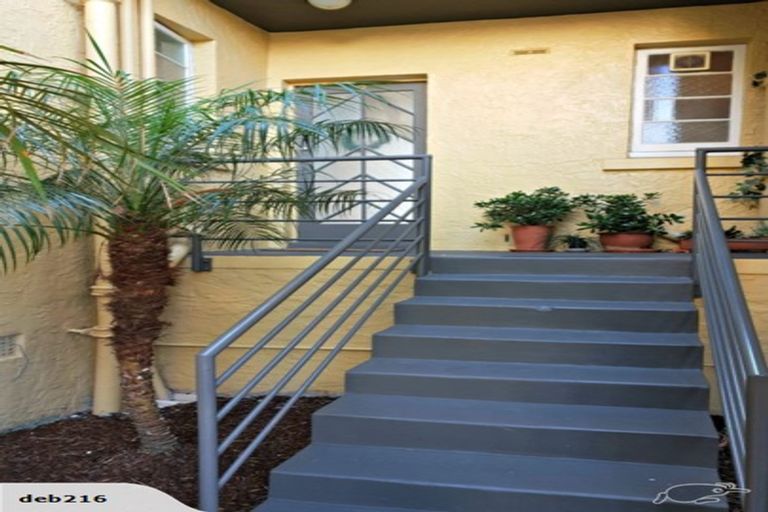 Photo of property in 2/101 College Hill, Freemans Bay, Auckland, 1011