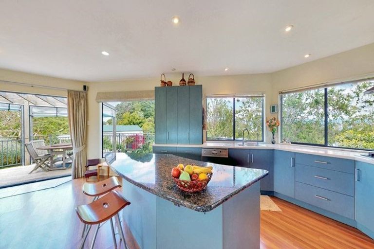 Photo of property in 21 Athenree Road, Athenree, Katikati, 3177