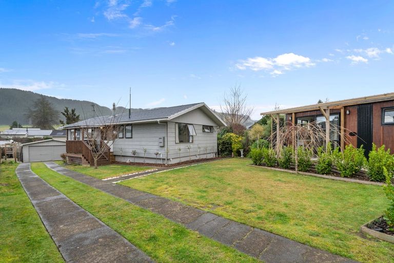 Photo of property in 17 Streamdale Place, Ngongotaha, Rotorua, 3010