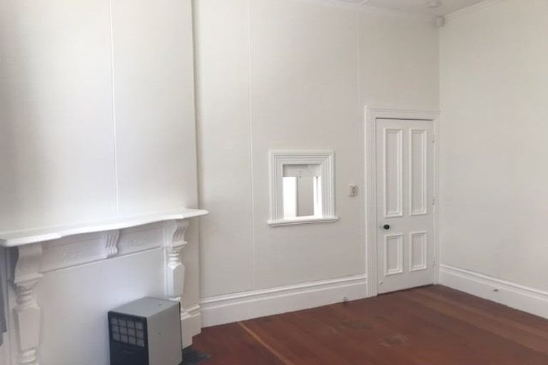 Photo of property in 139 Elizabeth Street, Mount Victoria, Wellington, 6011