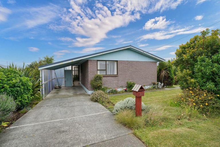 Photo of property in 32 Enniskillen Street, Clifton, Invercargill, 9812