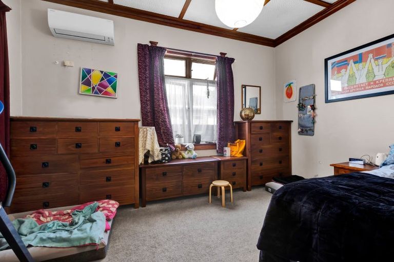 Photo of property in 72 Barrett Street, Westown, New Plymouth, 4310