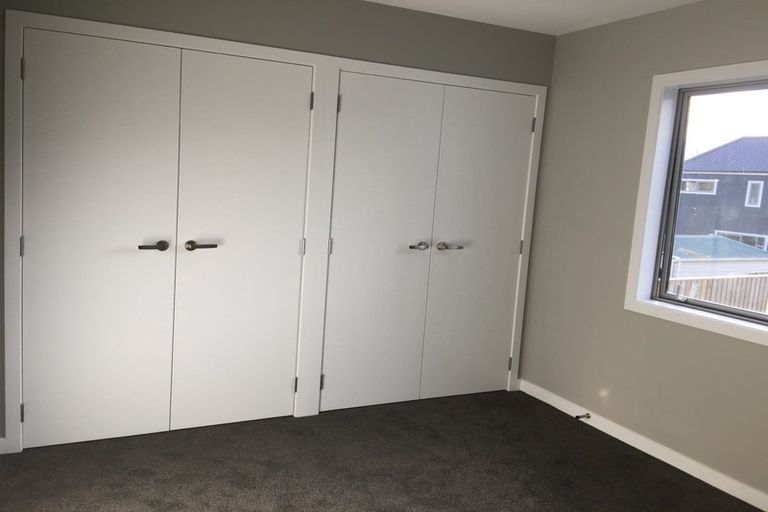 Photo of property in 28b Freyberg Street, Waterloo, Lower Hutt, 5011