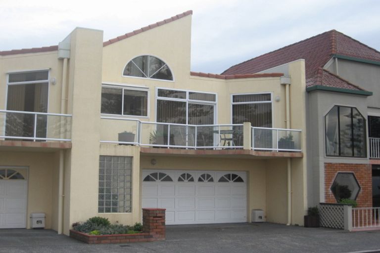 Photo of property in 427 Marine Parade, Napier South, Napier, 4110